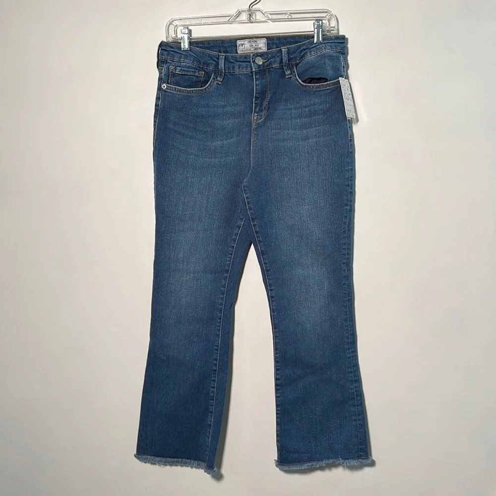 FREE PEOPLE NWT Boho High Waist Fringe Hem Cropped Straight Leg Cotton Jean 31